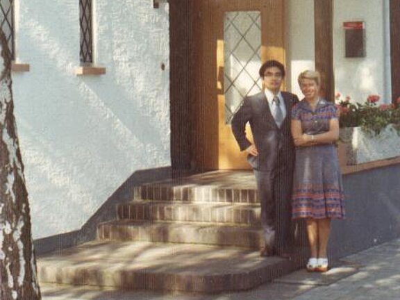 Erster Hotelgast 1974 Erster Hotelgast 1974 mit Margit Fichtner